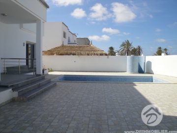 L 120 -                            Sale
                           Villa avec piscine Djerba